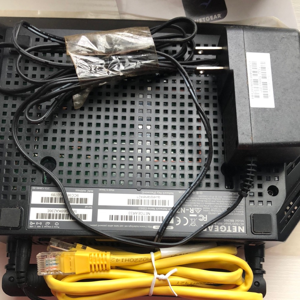NETGEAR AC1600 WiFi Router - Model - R6260-Black - Picture 4 of 11